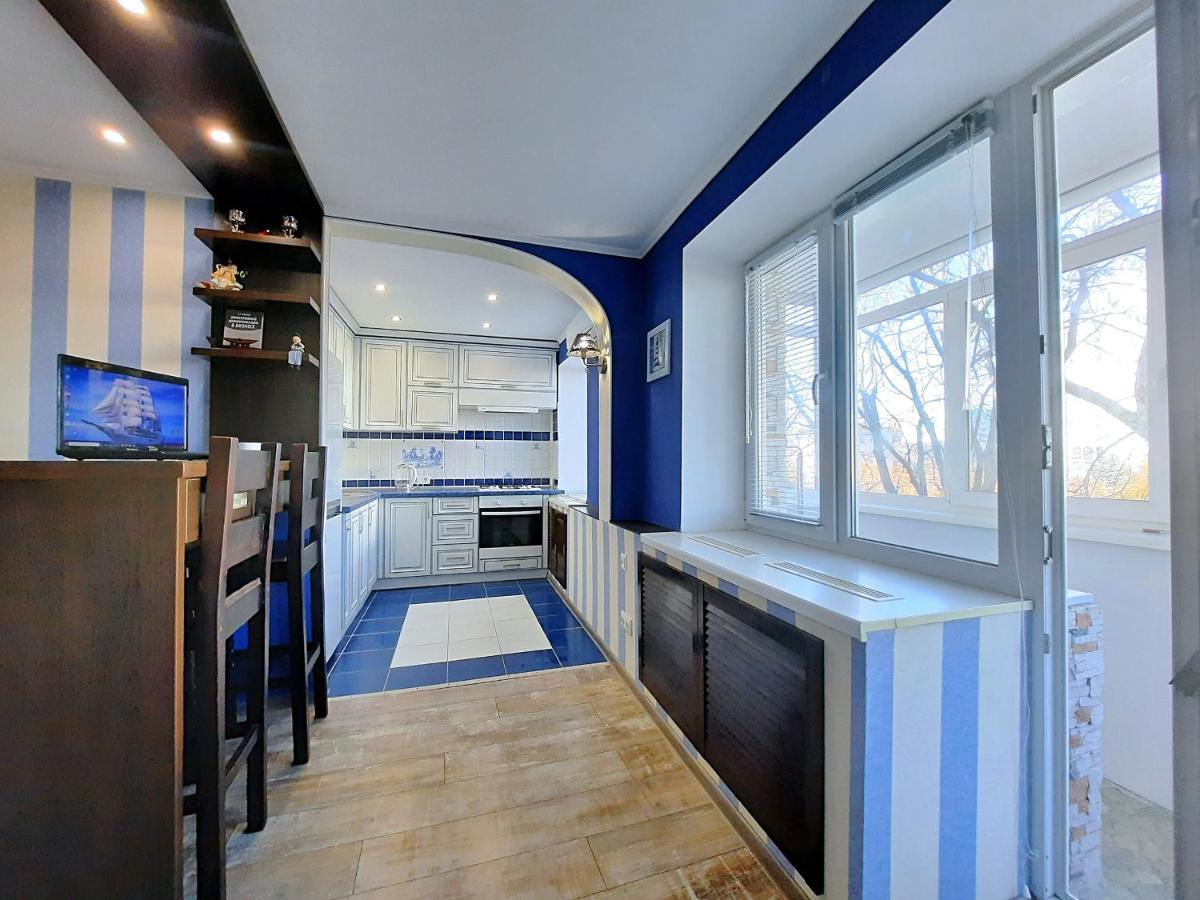 Sea Style - Сеть Апартаментов Alex Apartments Бесконтактное Заселение 24-7 波尔塔瓦 客房 照片